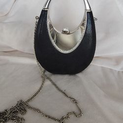 BEAUTIFUL UNIQUE EVENING BAG 