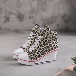 Ladies Leopard Print Boots