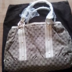 100% Authentic Gucci Tote Purse Bag.