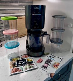Ninja CREAMi Ice Cream Maker + 6 Pints – Excellent Condition