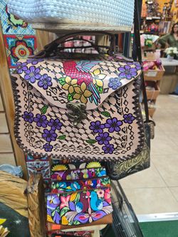 Cartera de cuero($55) (contact info removed)