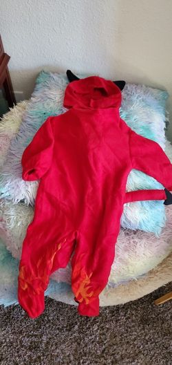 Childs Devil Costume Size Newborn /one Yr