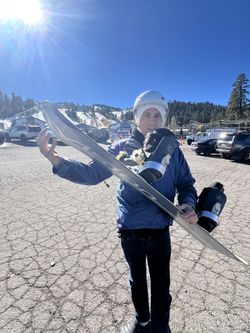 Burton Twin 147 board and boots and bindings with Skis with Board Bag