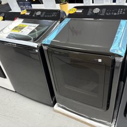 Brand New‼️Samsung Washer & Gas Dryer🔥