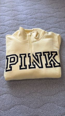XS pink crew neck color yellow