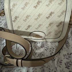 Like New Coach Purse 