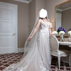 Wedding Dress (Great Condition)