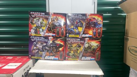 Transformers/ G I Joes/ crossover/ Megatron hiss tank/ Bumblebee AWE Striker/ Autobit KUP Triple T/ Soundwave Thunder machine
