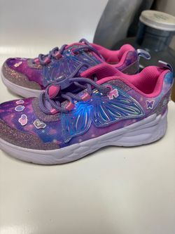 Skechers girls size 1 tennis shoes