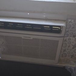 Toshiba AC UNIT 
