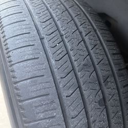 4 Pirelli Tires 265/65/18