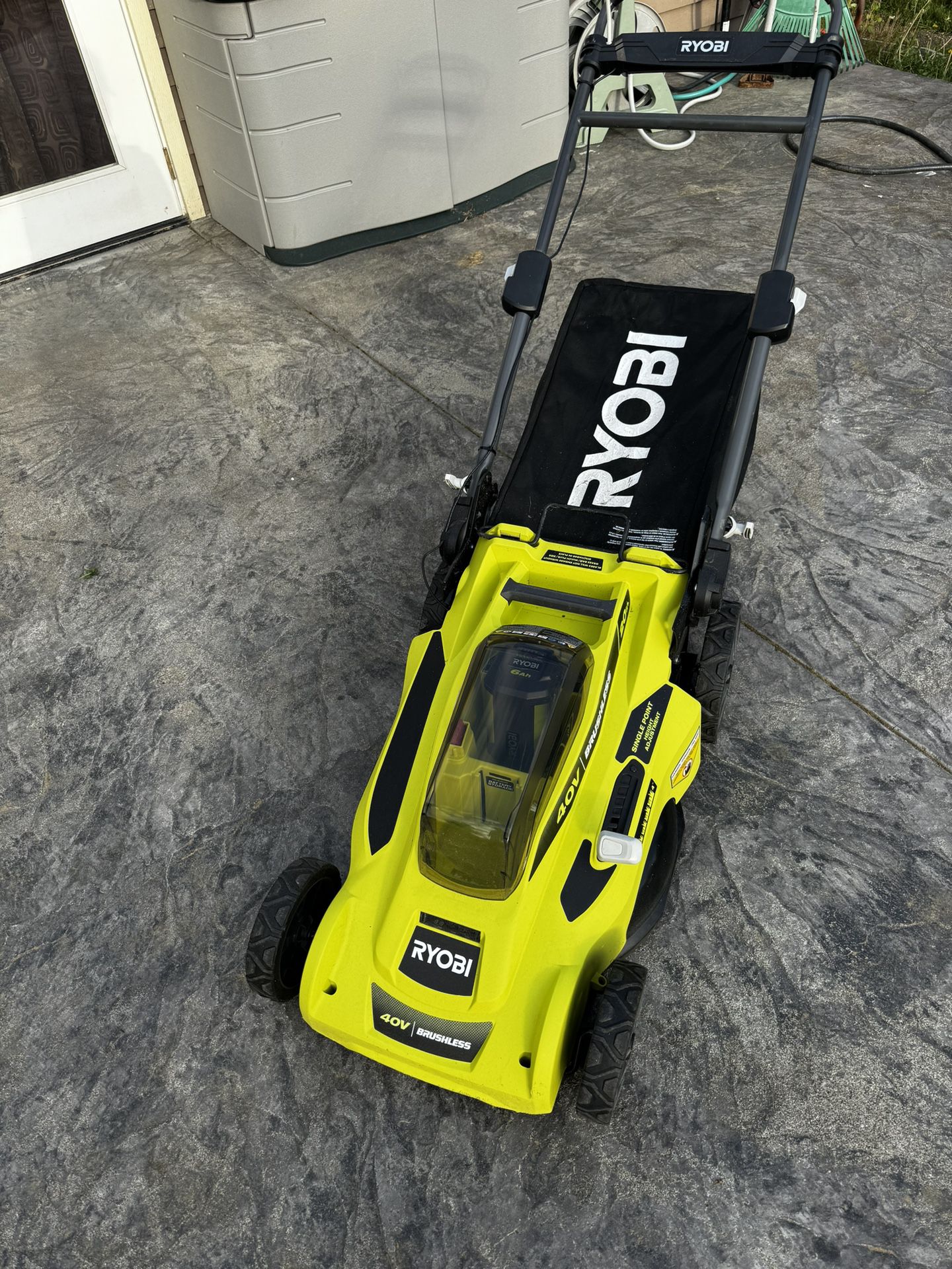 Ryobi 40v Battery Lawn Mower - Comes With 1 40v 6Amp Battery And Charger 