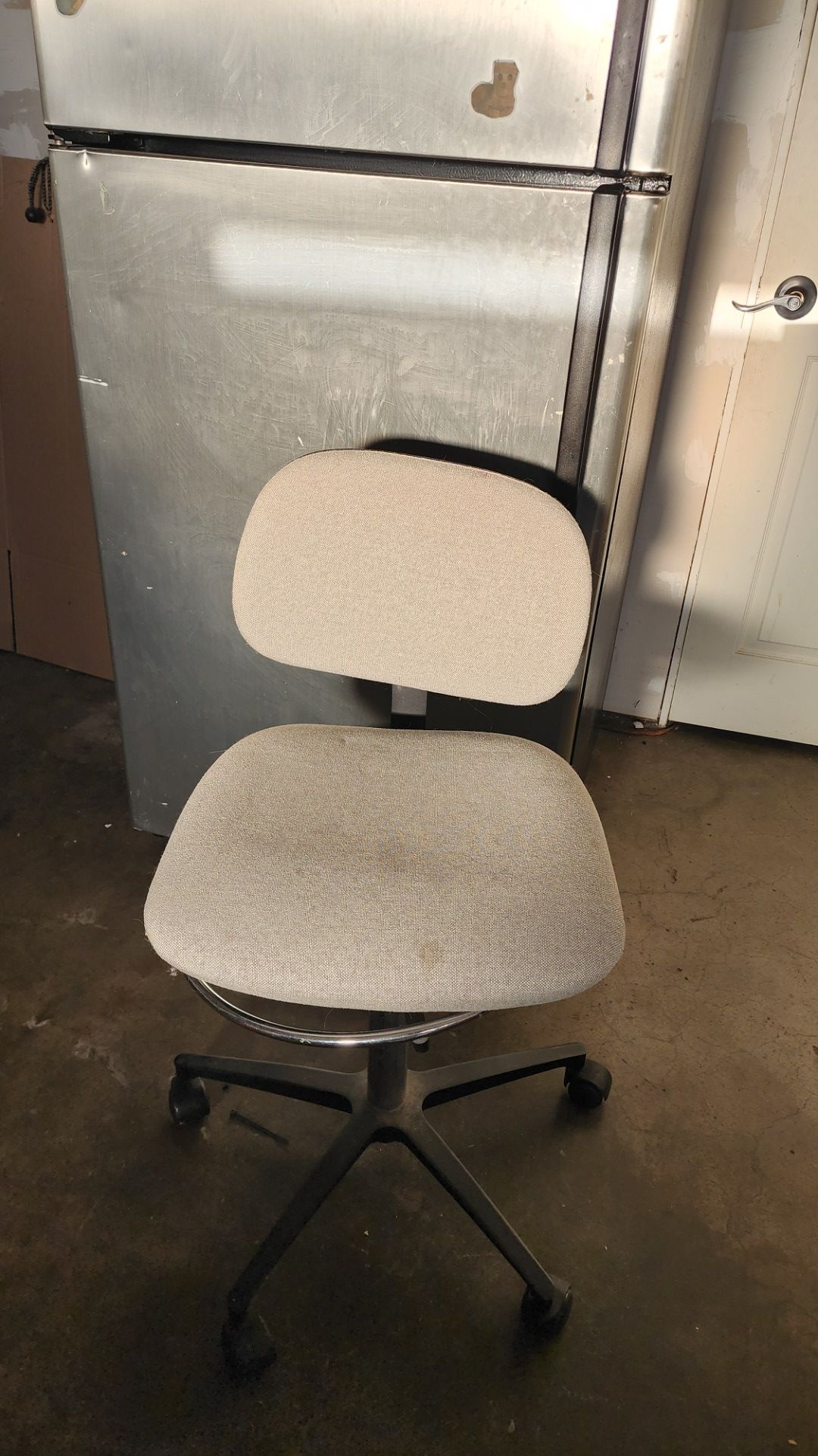 FREE CHAIR