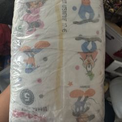 Huggies Plus Little Movers