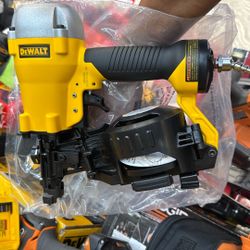 Dewalt 15 Degree Roofing Nailer 