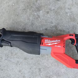 Milwaukee
SuperZall M18 FUEL 18V Lithium-Ion Brushless Cordless Super SAWZALL Orbital Reciprocating Saw (Tool-Only)