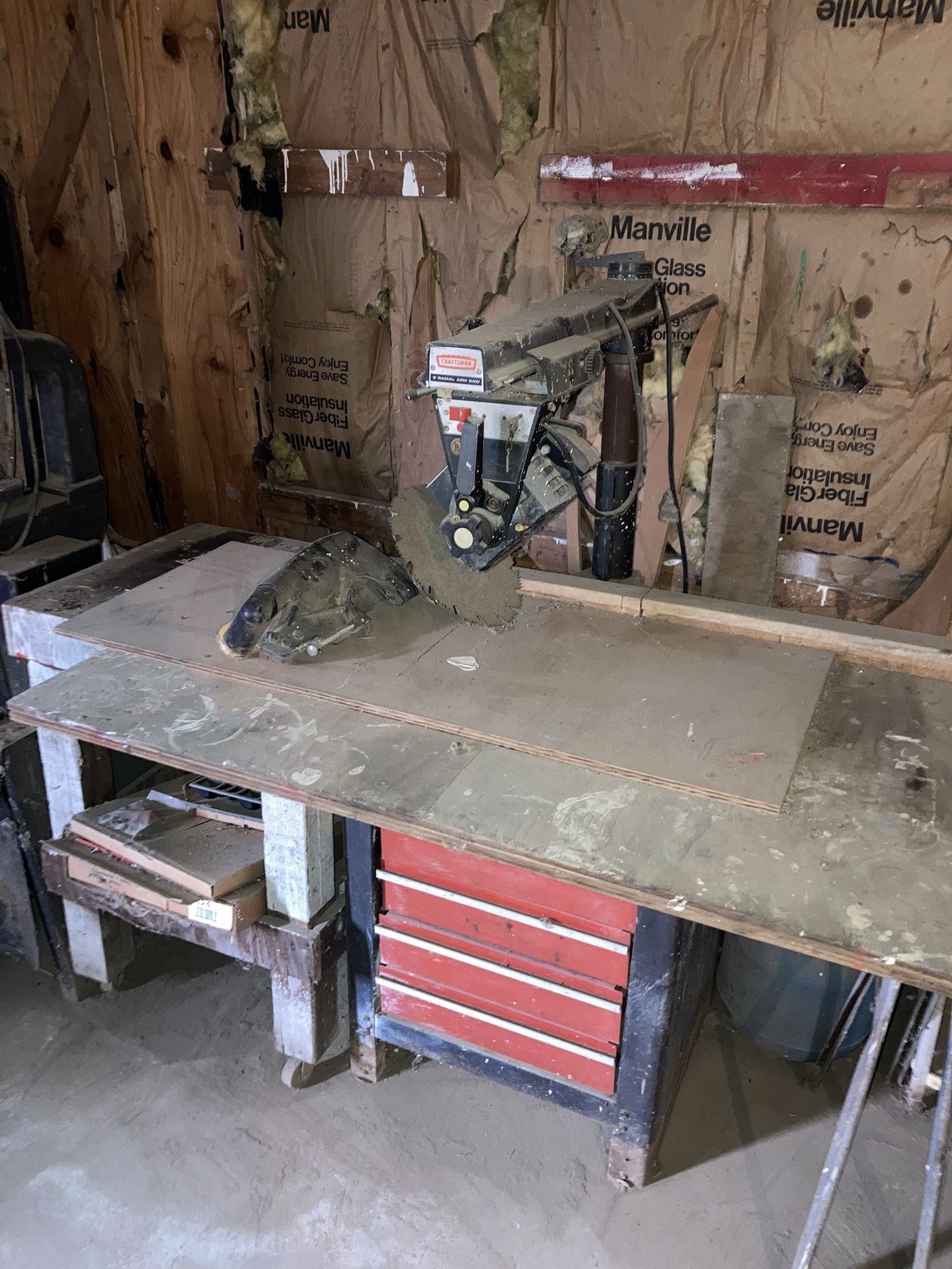 Craftsman 9” Radial Arm Saw with Stand. 