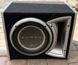 Rockford 10 inch with Ported Box & Phoenix Gold Amp