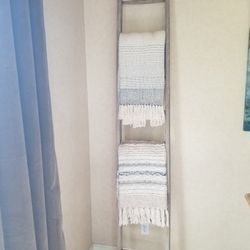 Vintage Blanket Ladder 8ft  Tall Round Rung