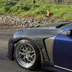 Infiniti G35 coupe Carbon fenders