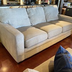 LA-Z-BOY Grey 3-Seat Sofa