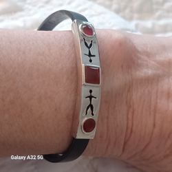 Vintage NATIVE SIGNED MT" Sterling Silver Dancer & CARNELIAN Stones Bracelet