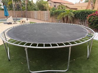 Large Round Outdoor Trampoline