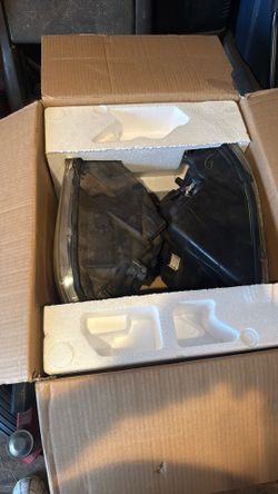 2012 Ram 1500 Headlights
