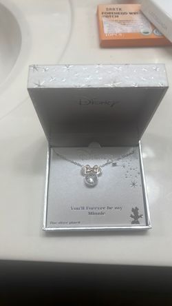 Minnie necklace