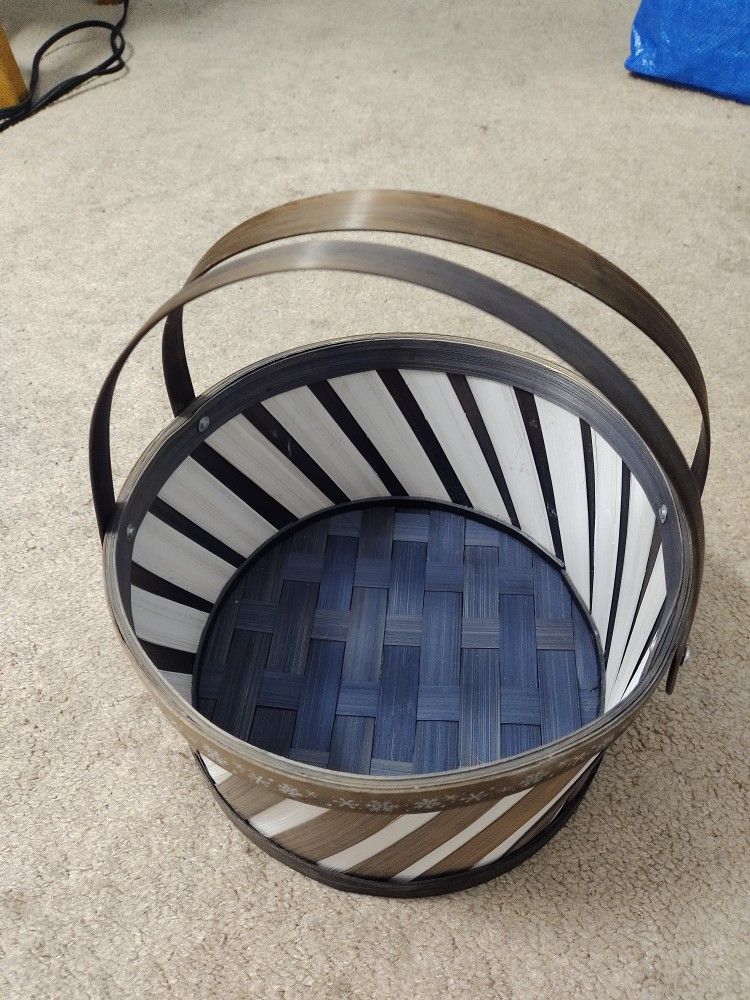 Basket