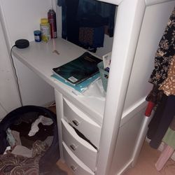 Twin Size Bunk Bed With Desk Under And Stairs 