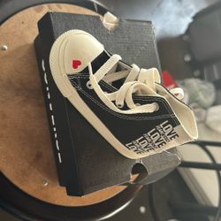 Converse Love Fearlessly Yourself First US  7 Kids Black White Red Heart NEW, Kids