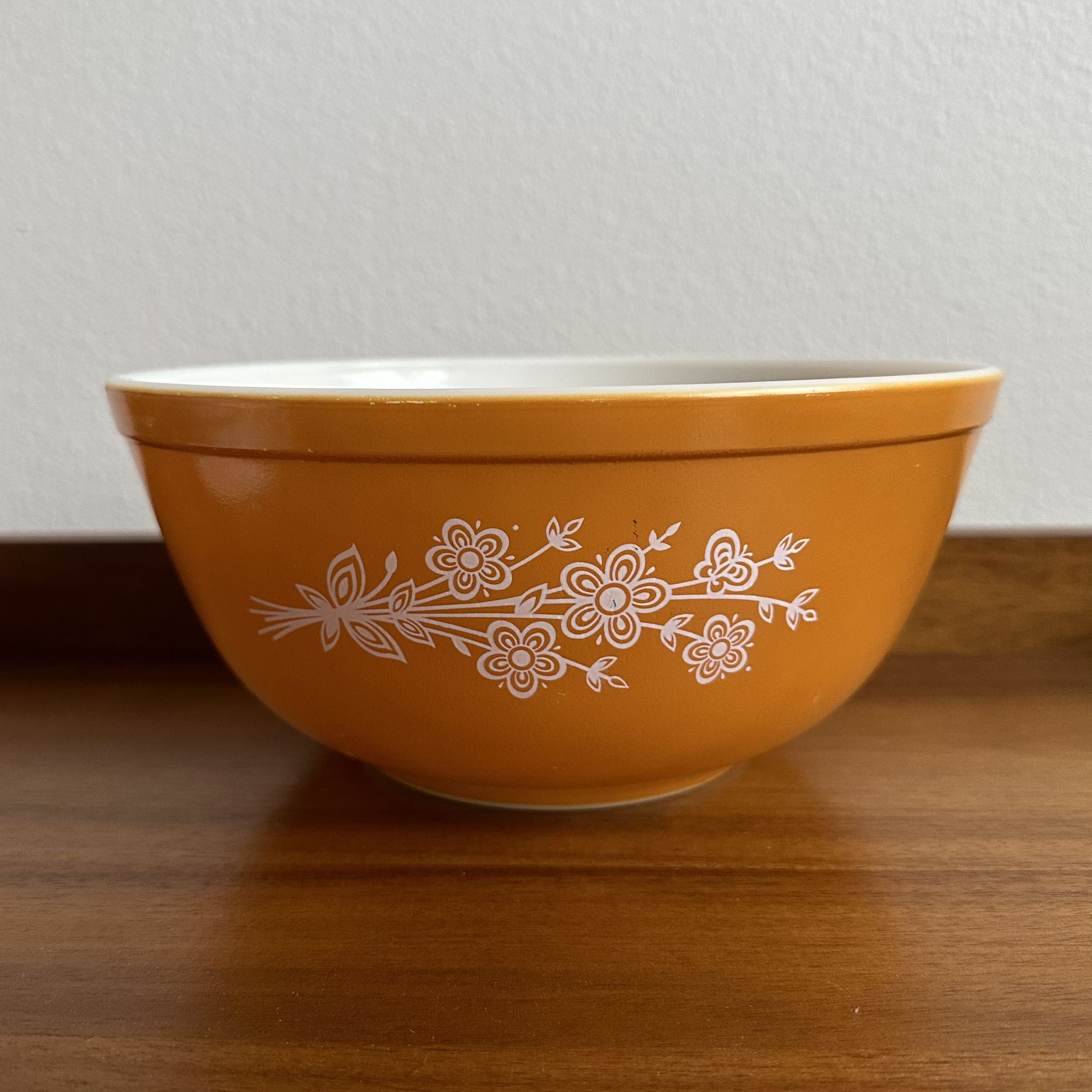 Vintage Pyrex Butterfly gold Mixing Bowl 403 2.5L