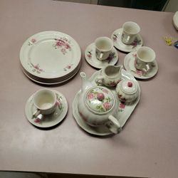 Gibson Dinner Ware And Tea Set