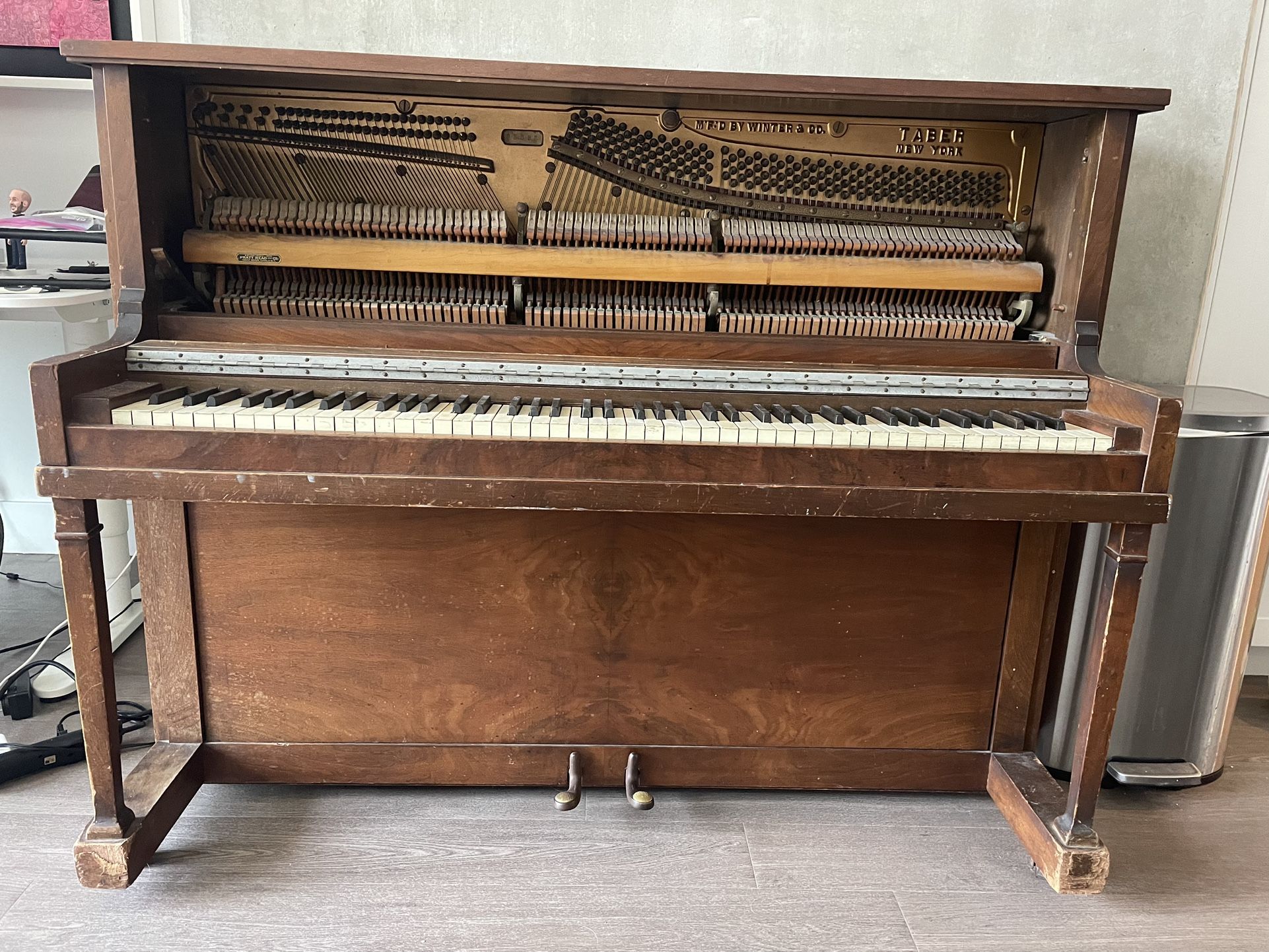 Antique 100 Year Old Piano: Taber New York By Winter & Co