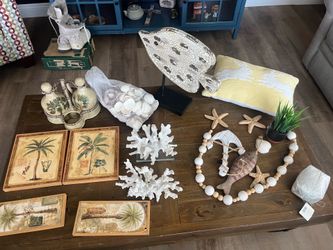 Beach stuff decorations