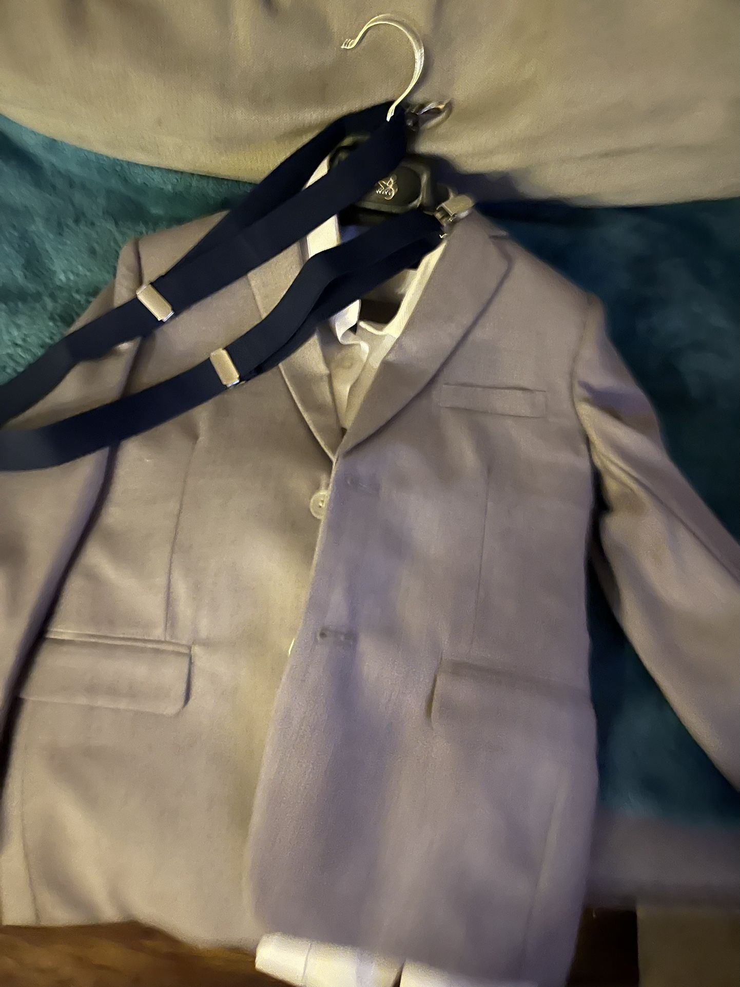 **New kids Suit In Grey***