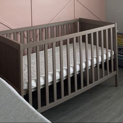 Newborn & Up Crib 
