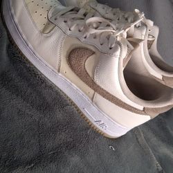 Men's Shoes.