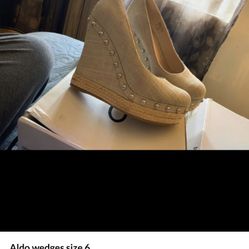Aldo Wedges Size 6 And 61/2