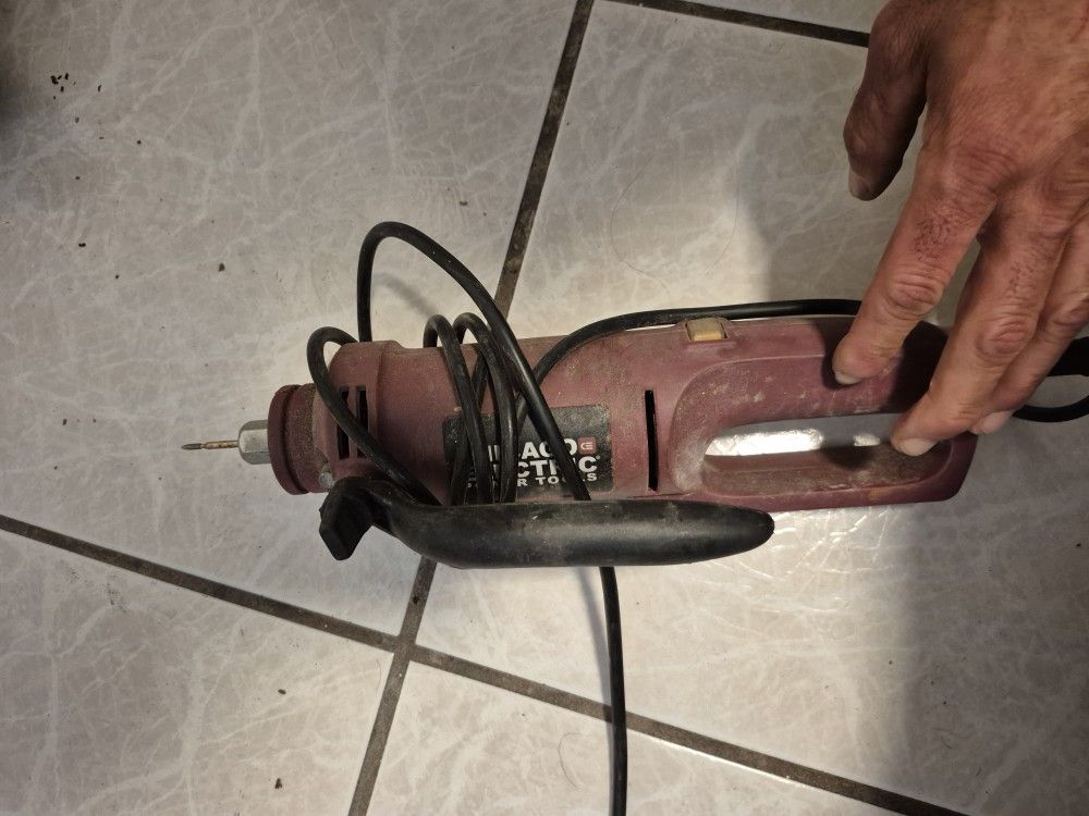 Chicago Electric Power Tools Cutout Tool, model 42831.