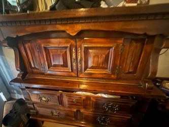 Dresser