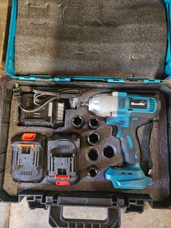 SeeSil Cordless Impact Wrench Kit with Case