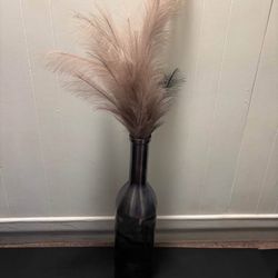 Tall Vase With Pompas 