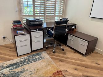 Modern Executive Office Desk Set w/ Locking File Cabinets – Great Condition