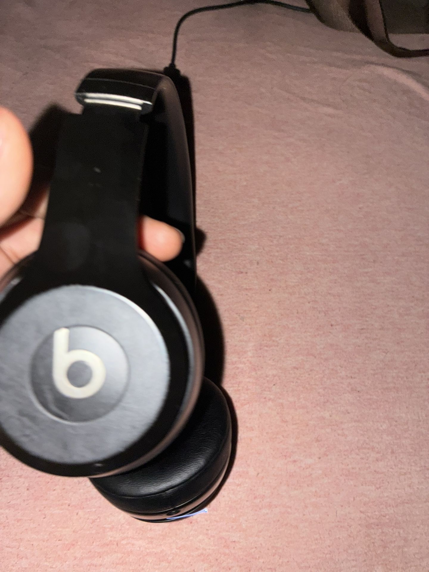 Beats Solo 4