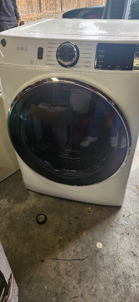 GE Profile Front Loade Dryer