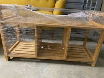 Shelf / bench