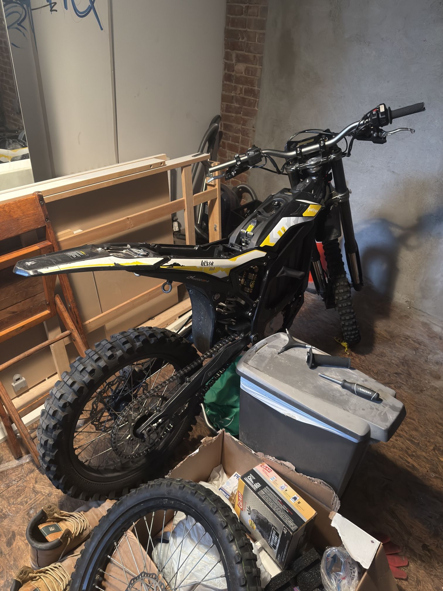 2024 Surron Ultra Bee Black Frame