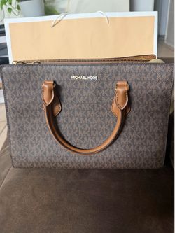 Michael Kors Signature Satchel – Good Used Condition